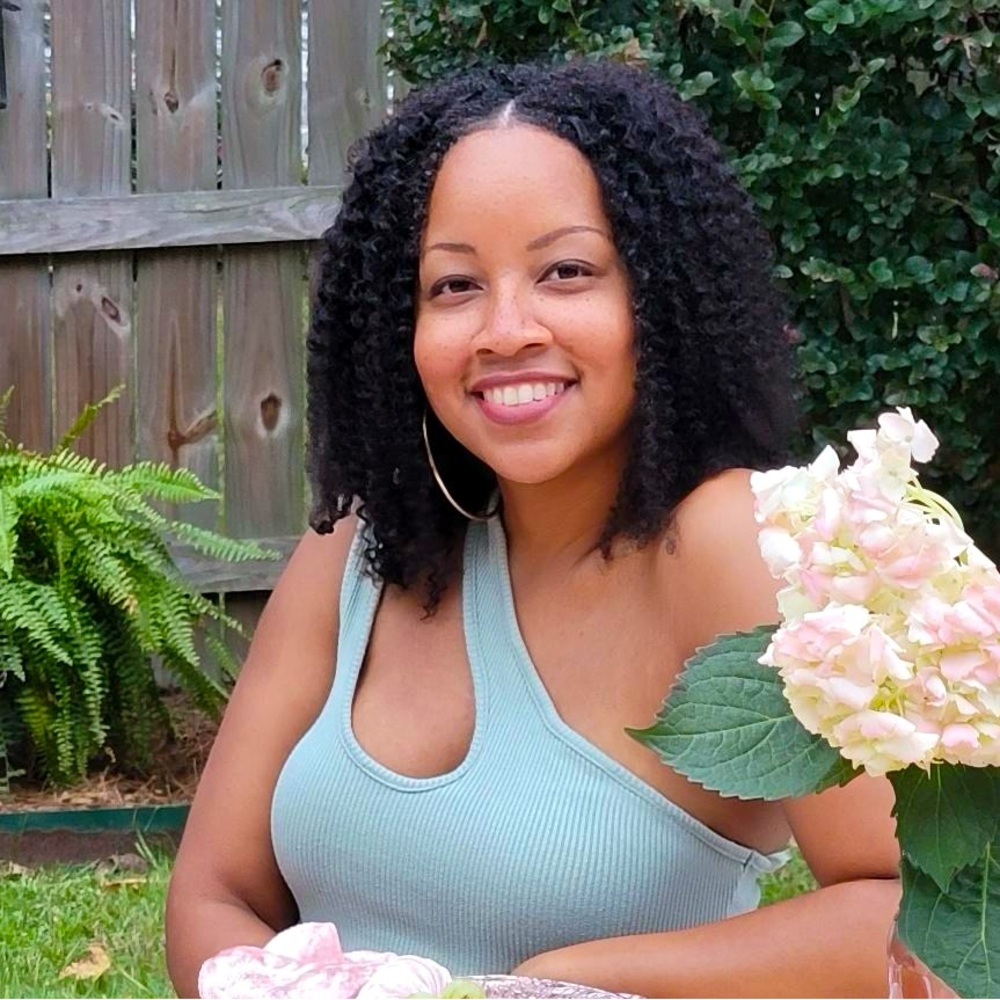 Meet your Posher, Courtney